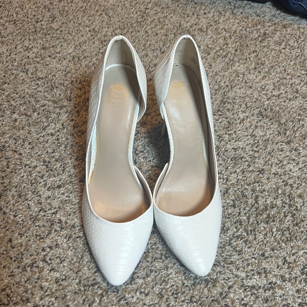 Juicy‎ Couture White Heels Stiletto Pointed Toe Pumps Shoes Size 9